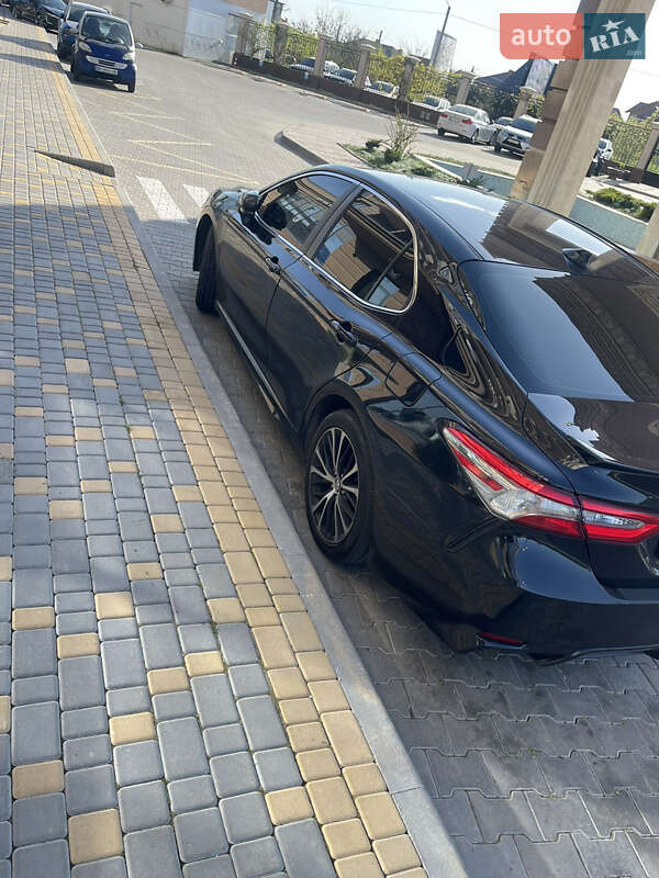 2018 toyota camry