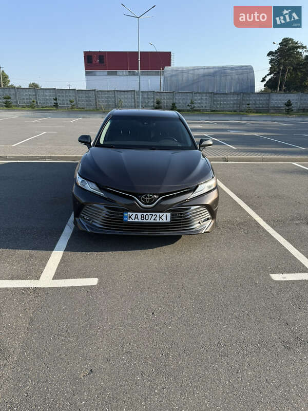 2018 toyota camry