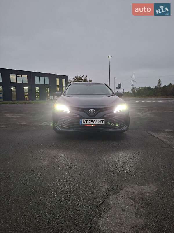 2018 toyota camry