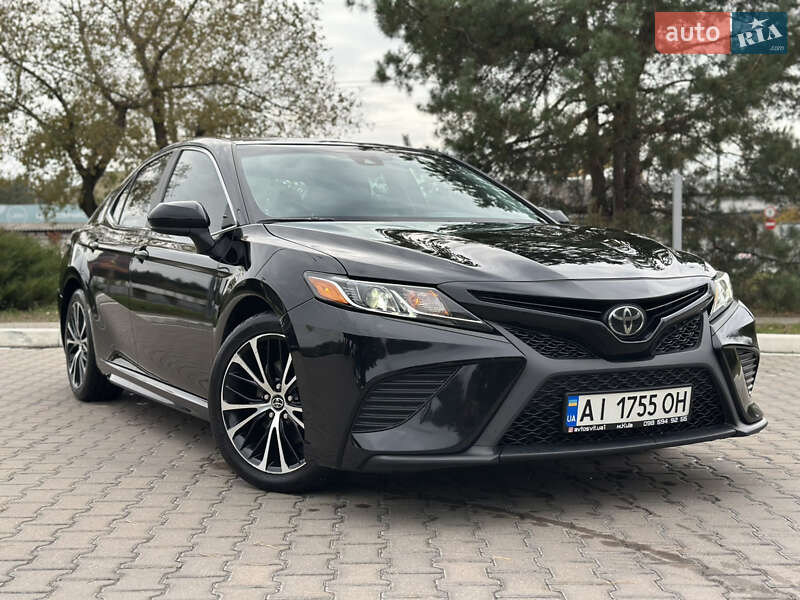 2019 toyota camry