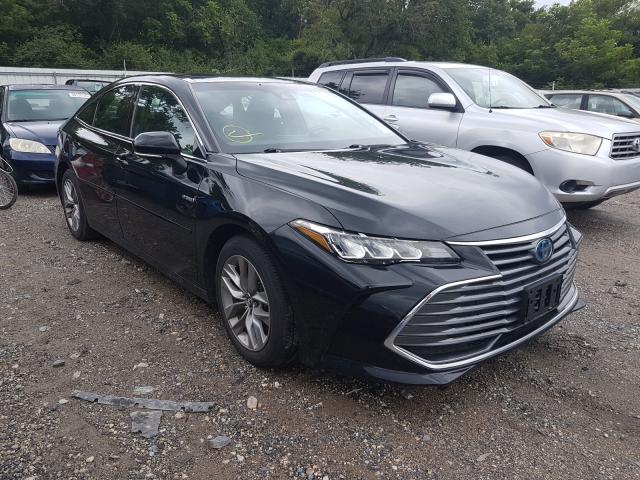 2018 toyota avalon xle