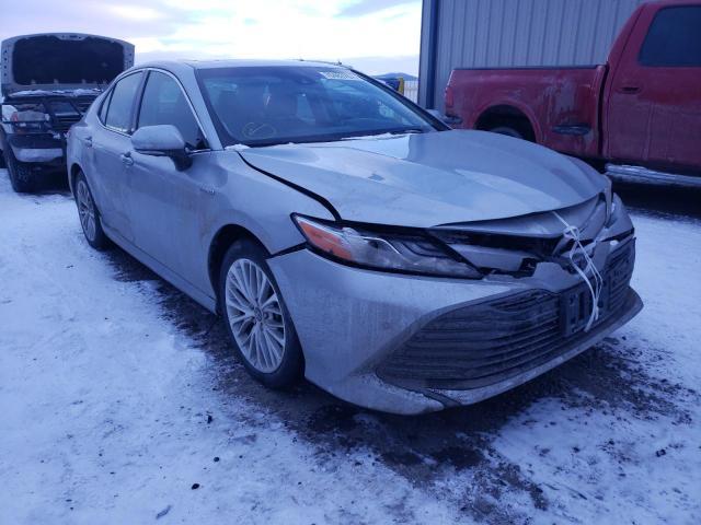 2018 toyota camry hybr