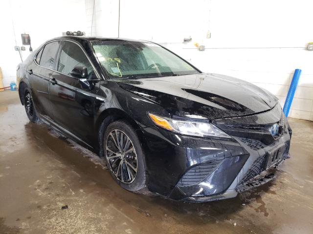 2018 toyota camry hybr