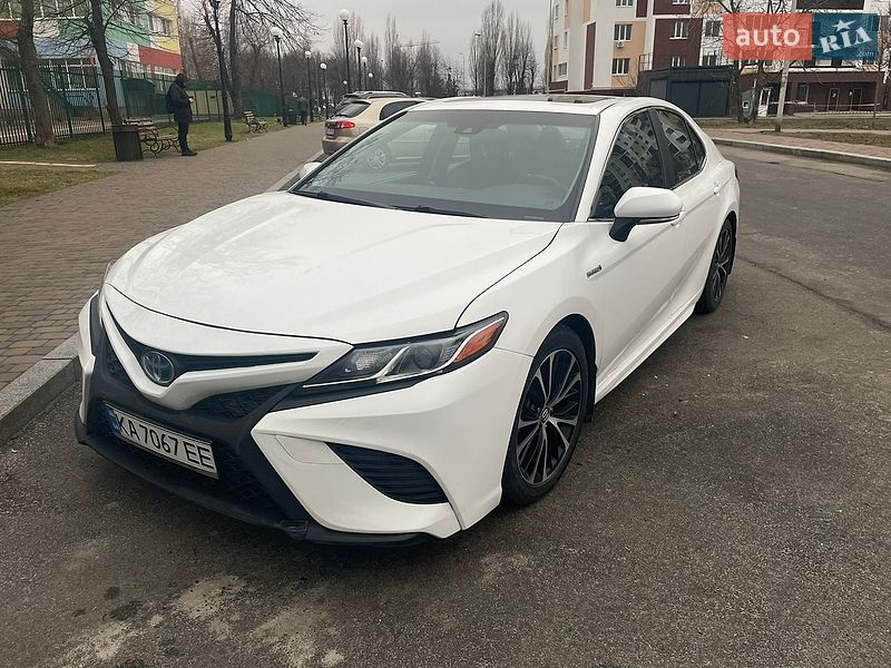 2018 toyota camry