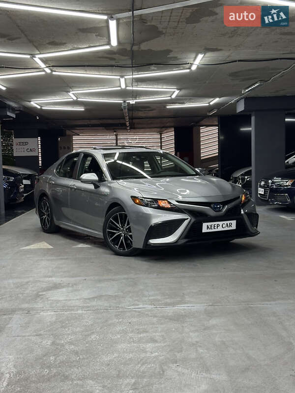 2021 toyota camry