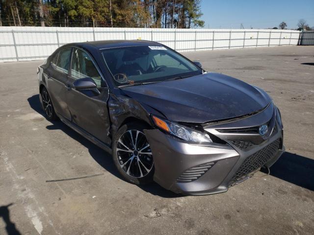 2019 toyota camry hybr