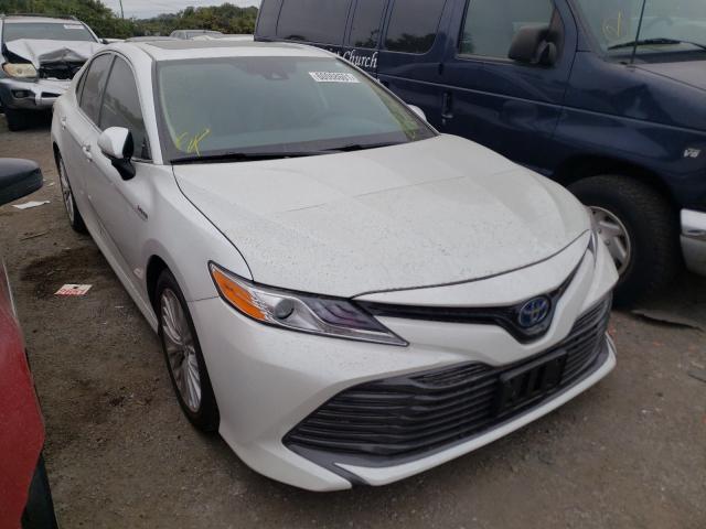 2019 toyota camry hybr