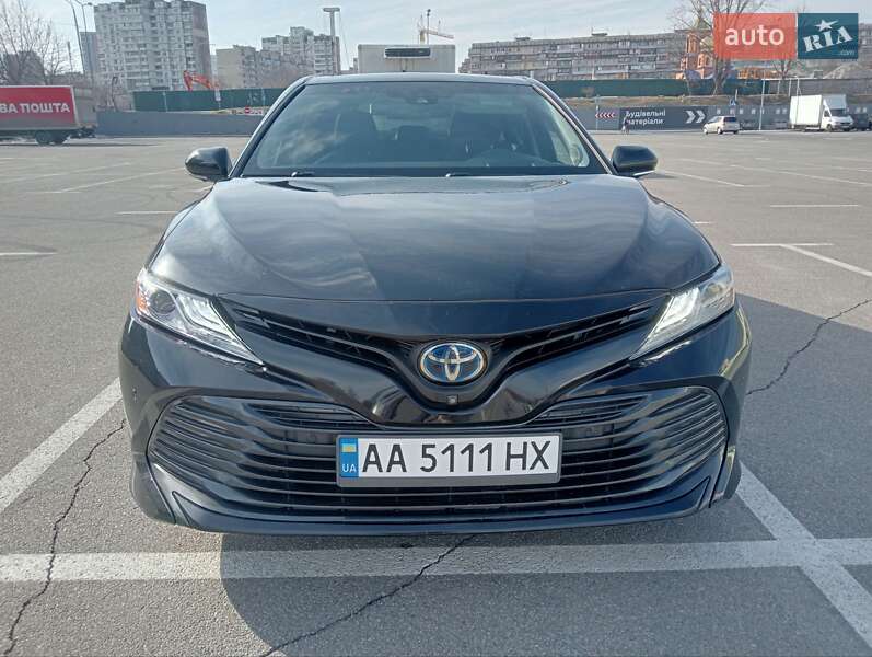 2018 toyota camry