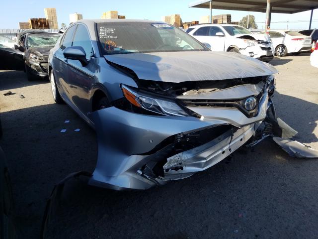 2018 toyota camry hybr