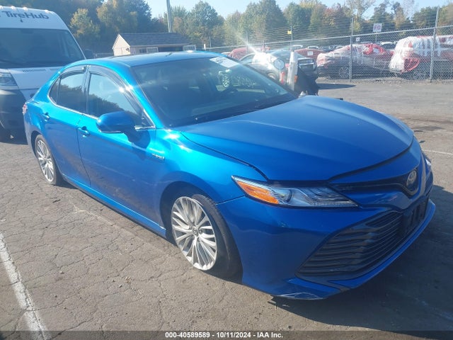2019 toyota camry