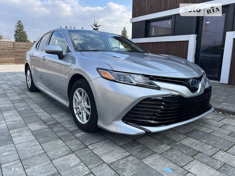 2018 toyota camry