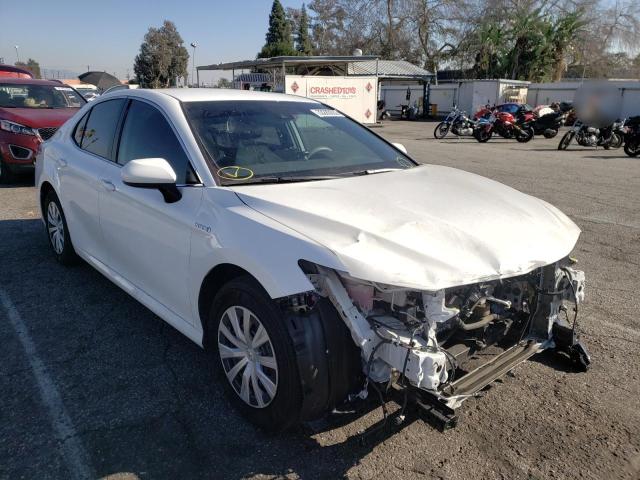 2019 toyota camry le