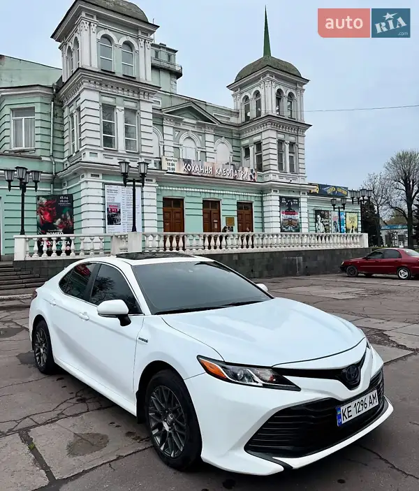 2018 toyota camry