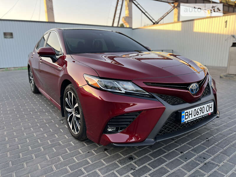 2018 toyota camry