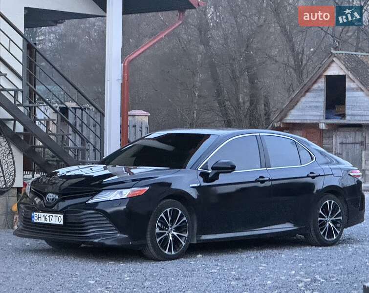 2017 toyota camry