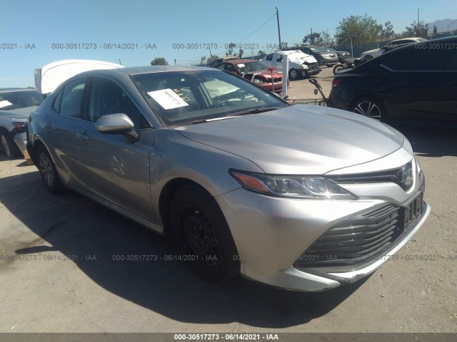 2019 toyota camry