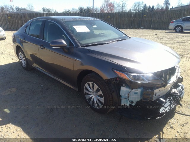 2019 toyota camry