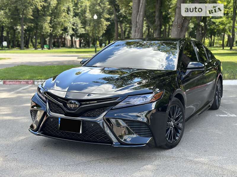 2017 toyota camry