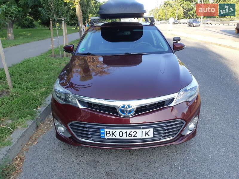 2013 toyota avalon hybrid limited