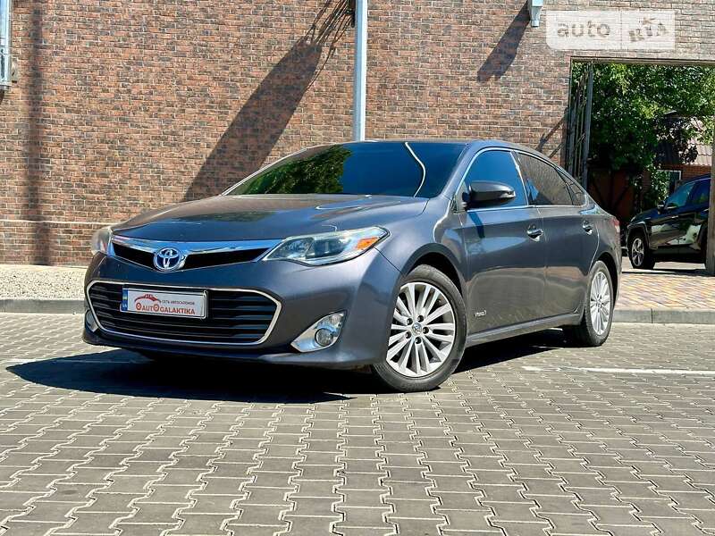 2013 toyota avalon