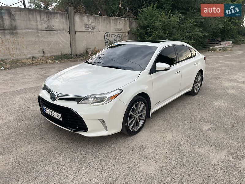 2014 toyota avalon-hybrid-limited
