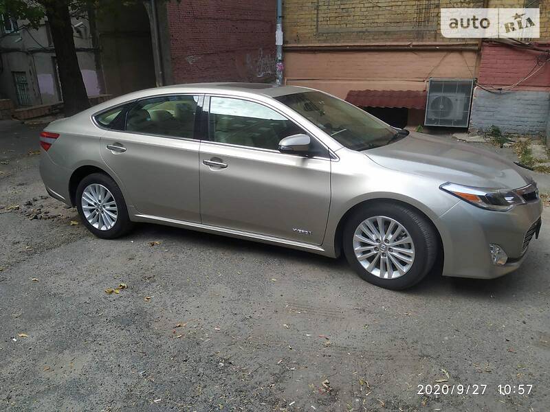 2015 toyota avalon