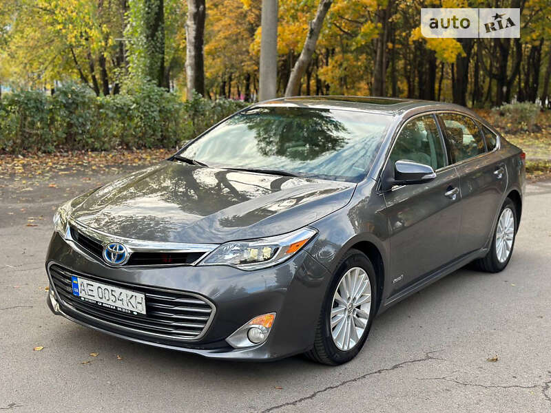 2014 TOYOTA Avalon
