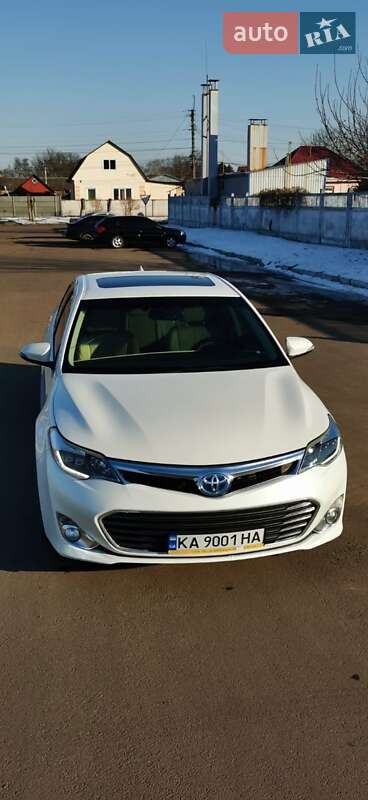 2013 toyota avalon