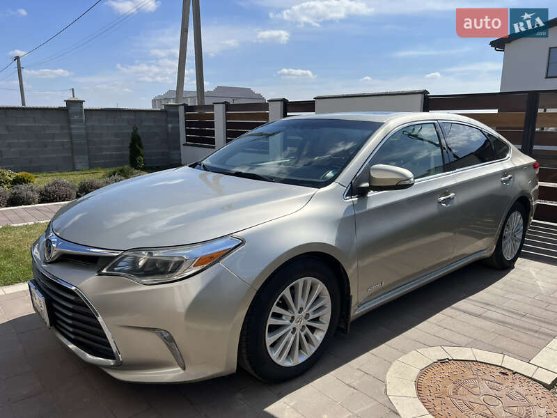 2015 toyota avalon hybrid limited