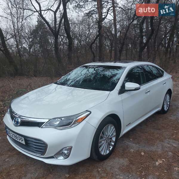 2014 TOYOTA Avalon