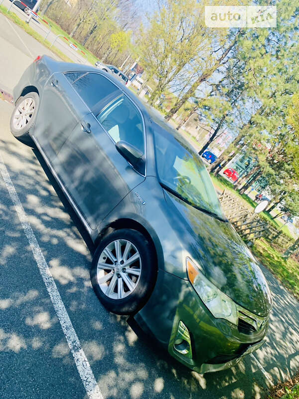2012 toyota camry