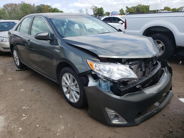 2014 toyota camry hybr