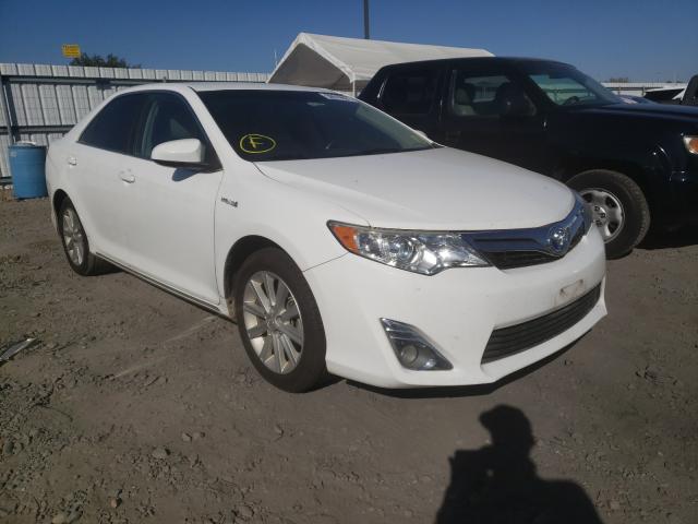 2014 toyota camry hybr