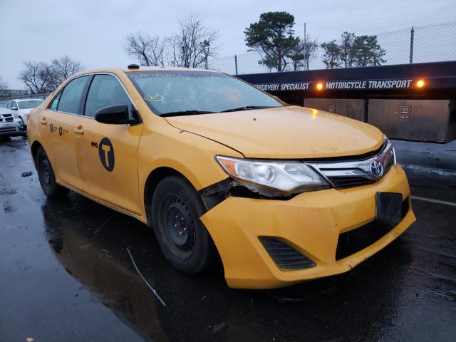 2014 toyota camry hybr