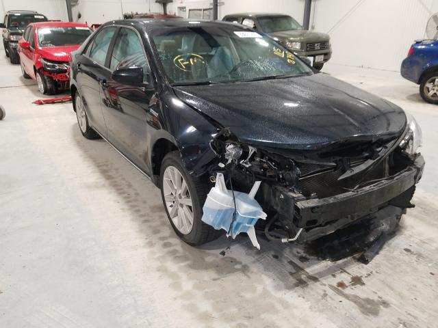2014 toyota camry hybr
