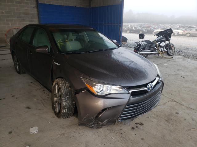 2015 toyota camry hybr