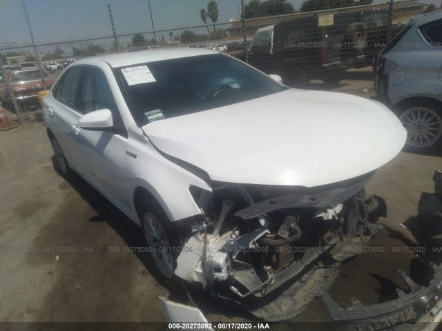 2015 toyota camry hybrid