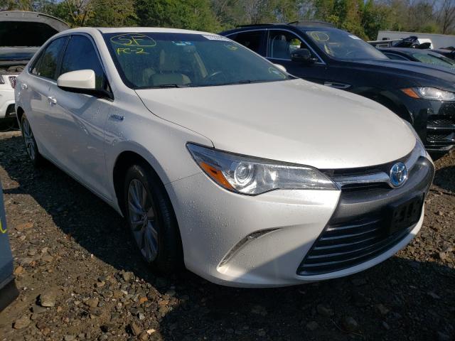2016 toyota camry hybr