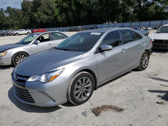 2017 toyota camry hybr