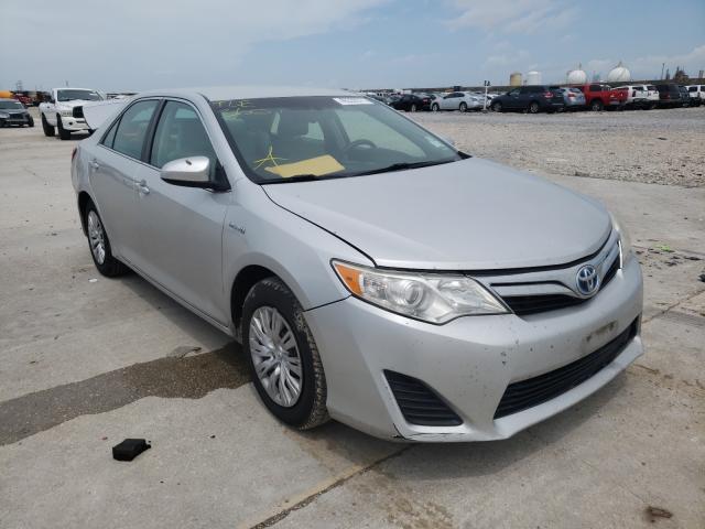 2012 toyota camry hybr