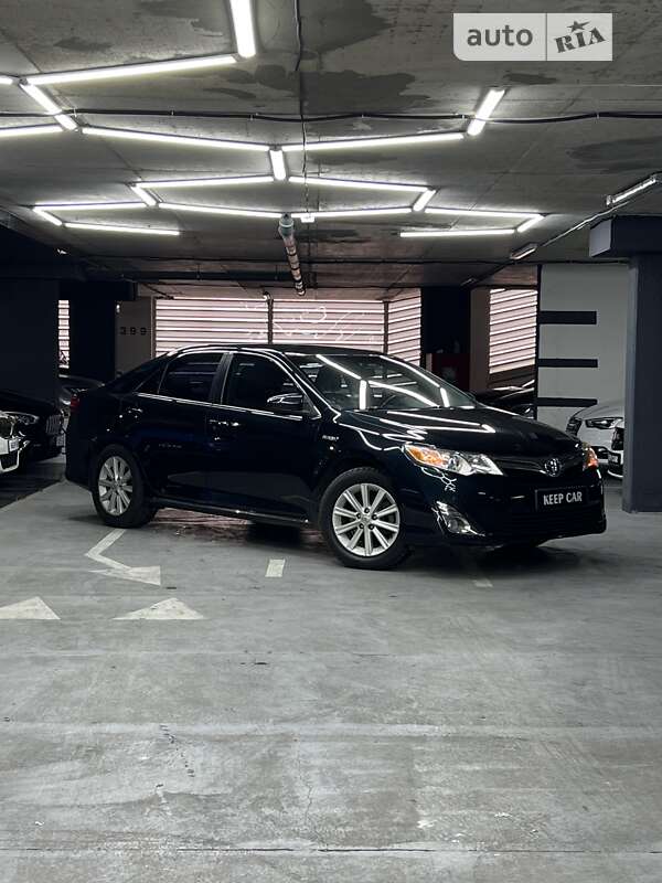 2013 toyota camry