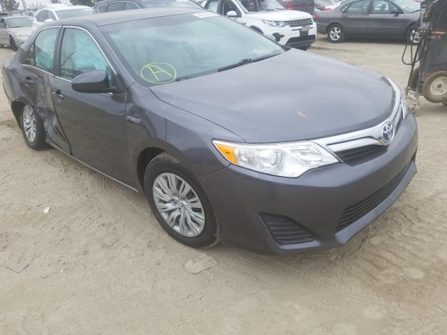2014 toyota camry hybr