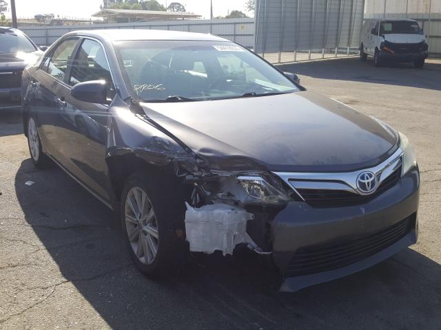 2014 toyota camry hybr