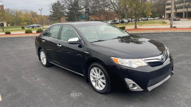 2013 toyota camry hybr