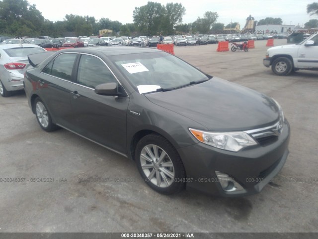 2013 toyota camry hybrid