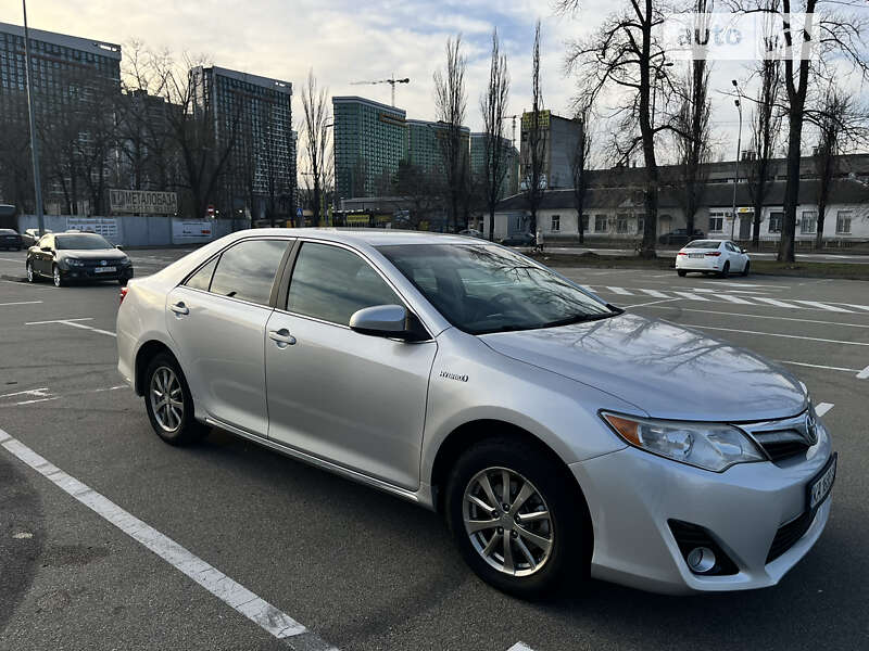 2013 toyota camry
