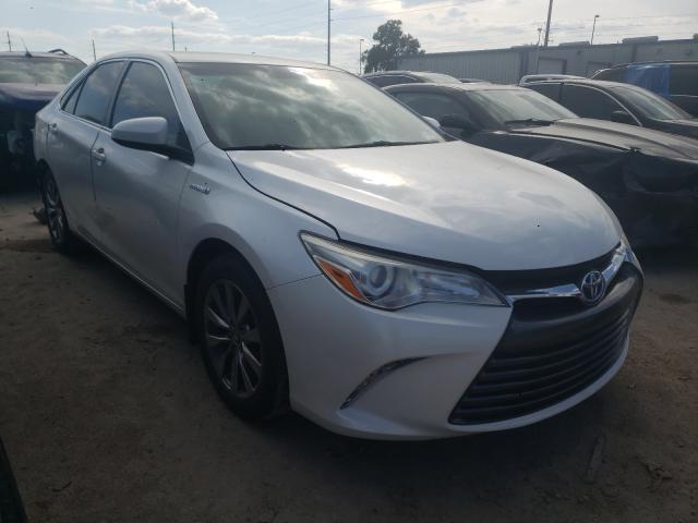 2016 toyota camry hybr