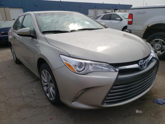 2017 toyota camry hybr