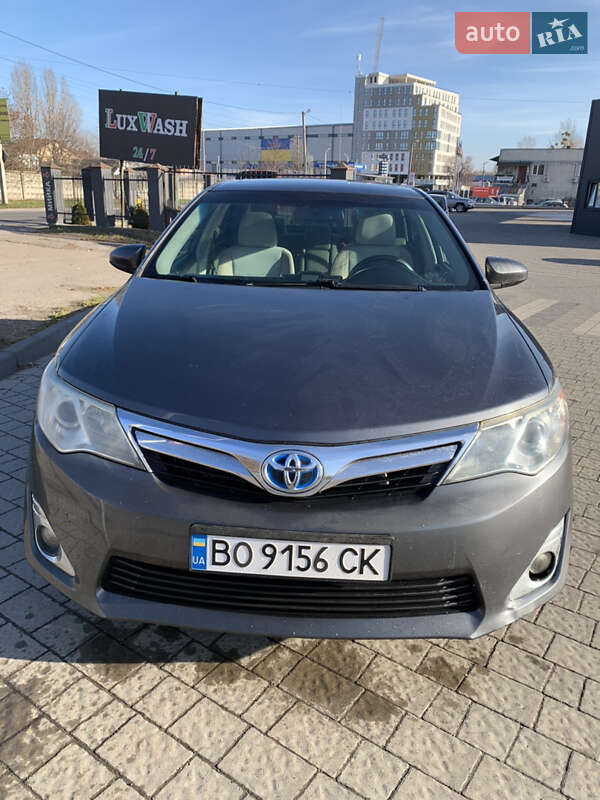 2012 toyota camry