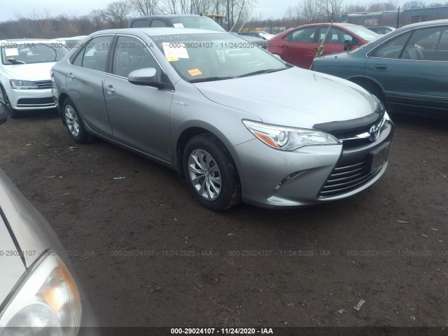 2016 toyota camry hybrid